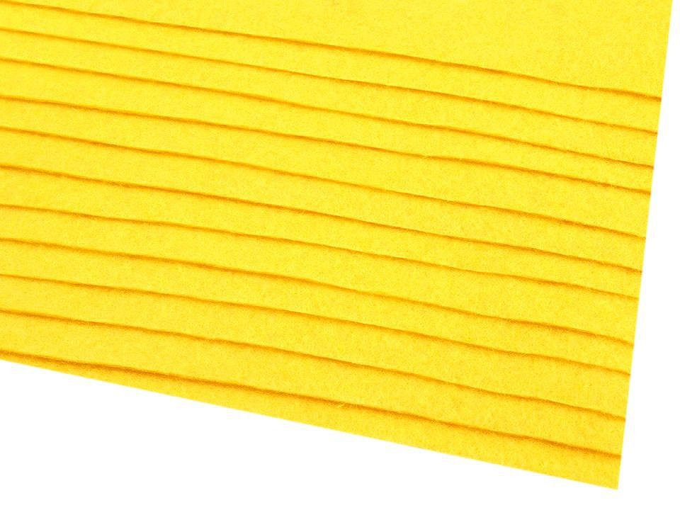 Látková dekorativní plsť / filc 20x30 cm, barva 22 (F37) žlutá