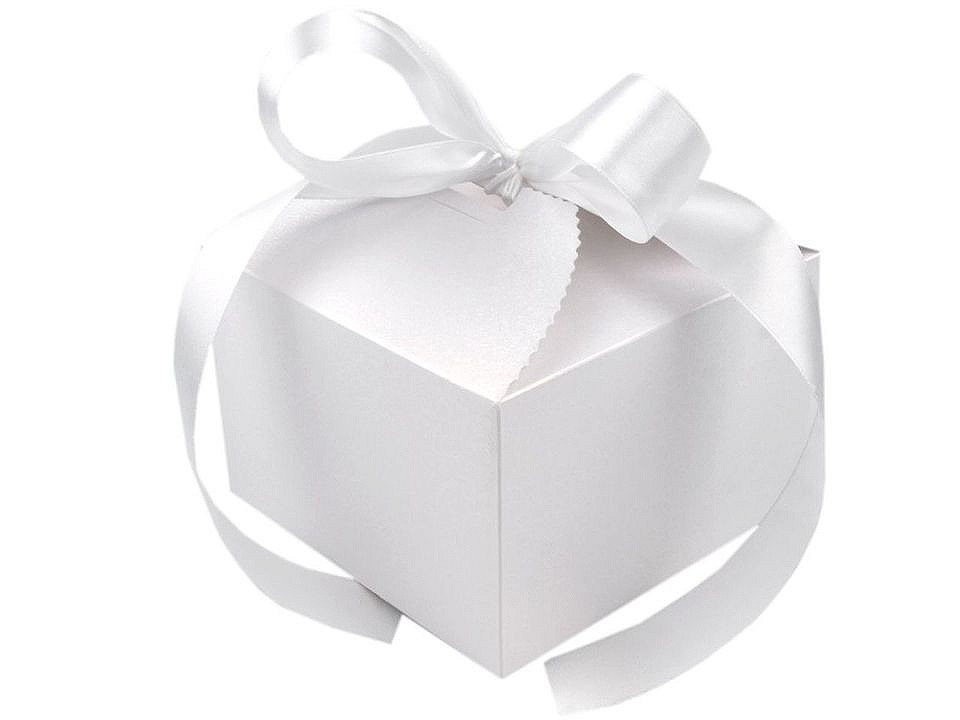 Papírová dárková krabička svatební se stuhou, barva 1 bílá perleť