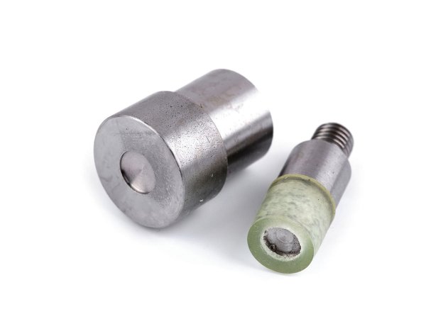 Piston na duté nýty oboustranné Ø8 mm
